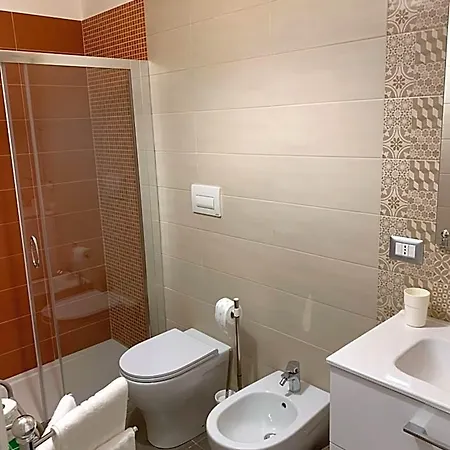 شقة فندقية Red's 4*