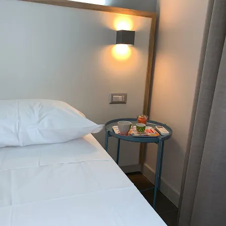 Red's Aparthotel 4*