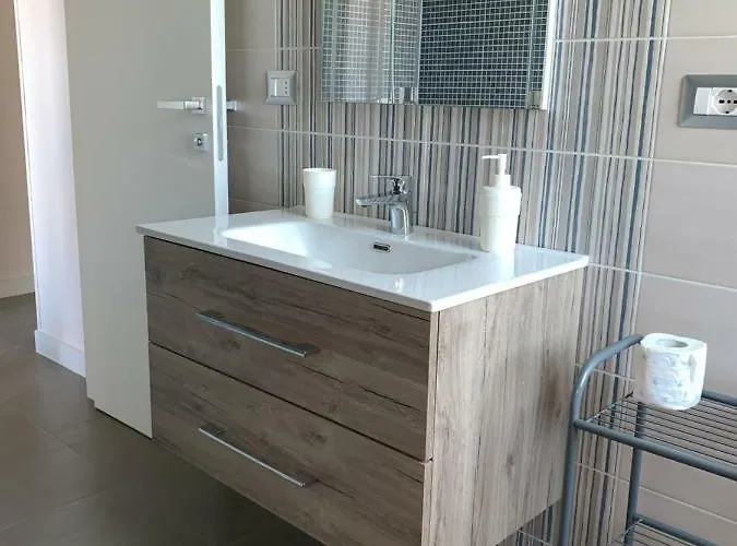 Red's Apartahotel Torre Melissa